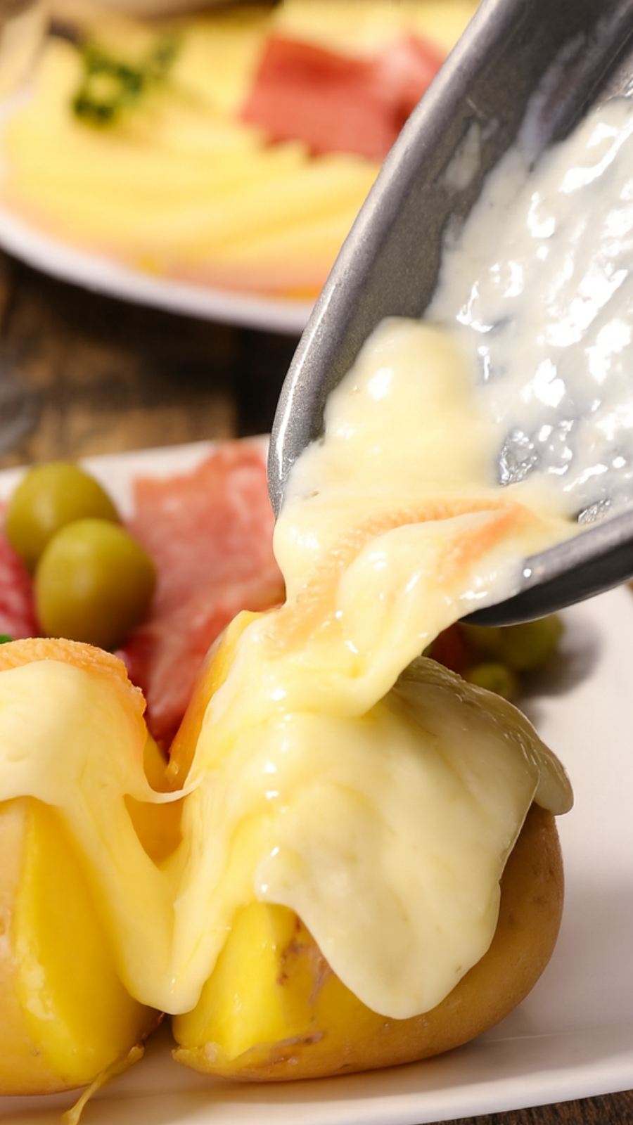 Plat raclette 900x1600 (2)